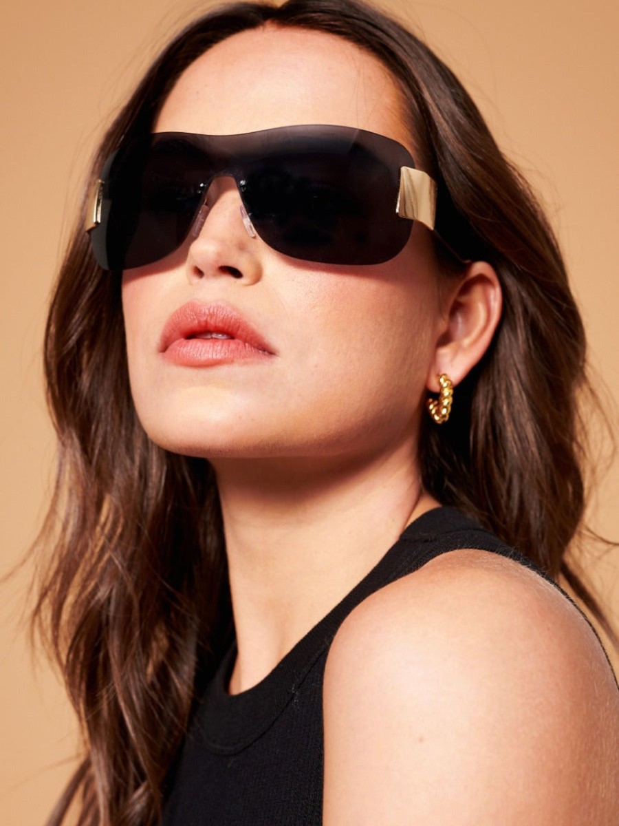 Other Angels Whisper | Bella Wrap Around Sunglasses