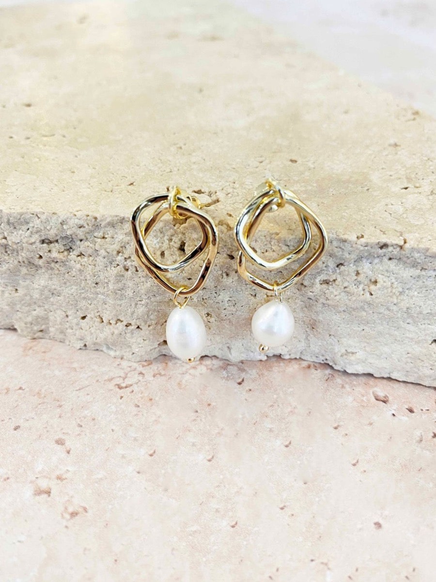 Jewellery Angels Whisper | Dionne Gold Plated Pearl Earrings In Gold