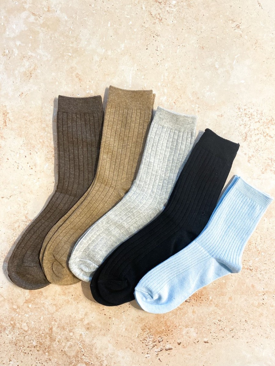 Other Angels Whisper | Ruena Basic Ribbed Socks