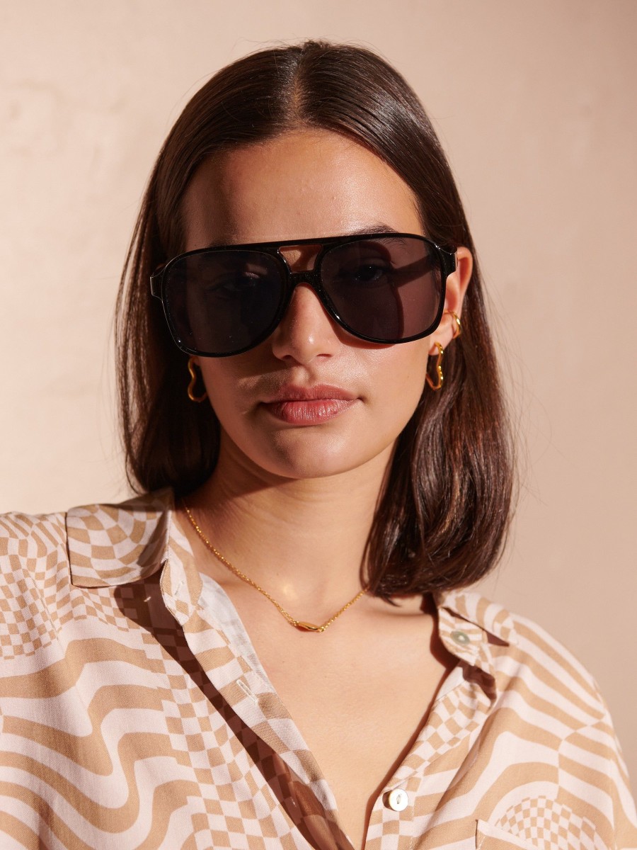 Other Angels Whisper | Musty Aviator Sunglasses -Black